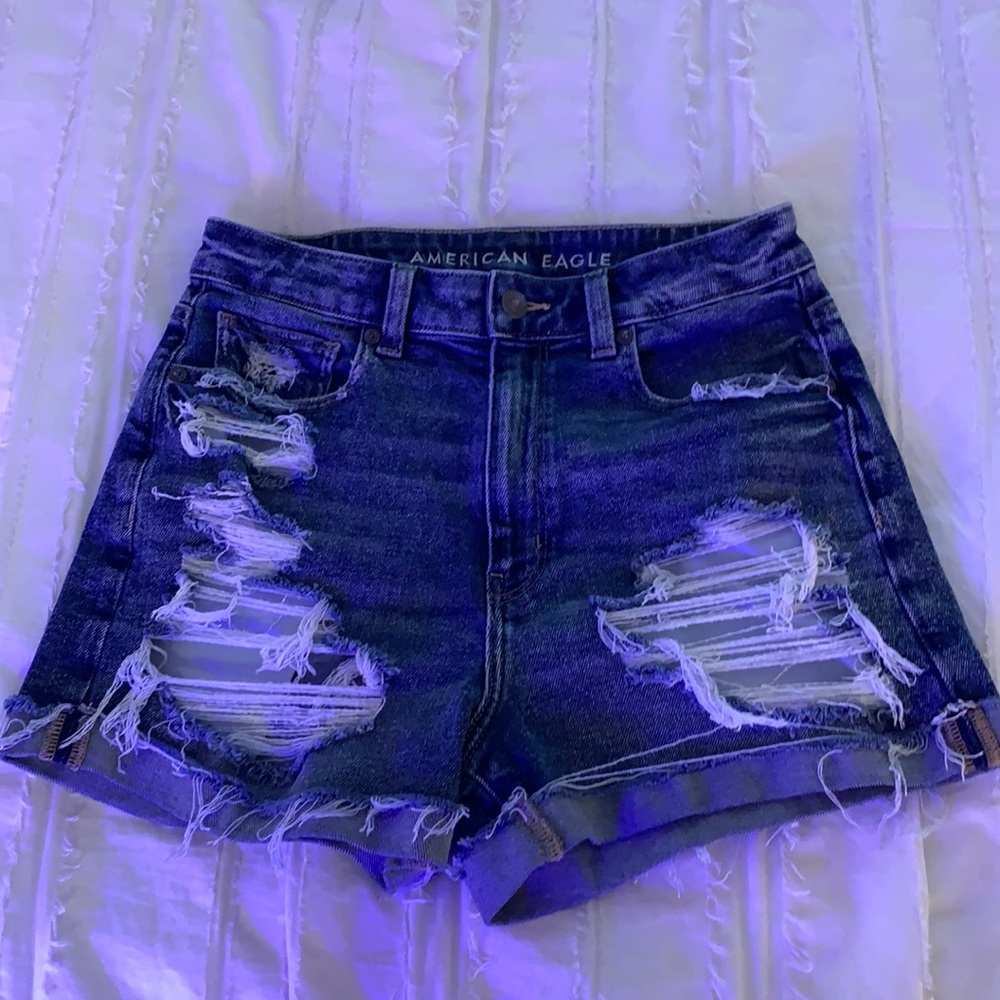 American Eagle Dark Blue Ripped Mom Jeans Size 6